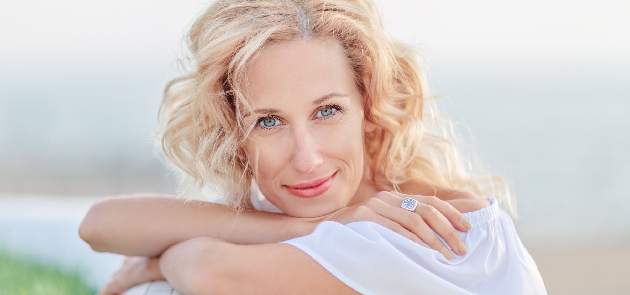 Hautbildveränderungen in den Wechseljahren: Ursachen, Tipps und natürliche Pflegeansätze