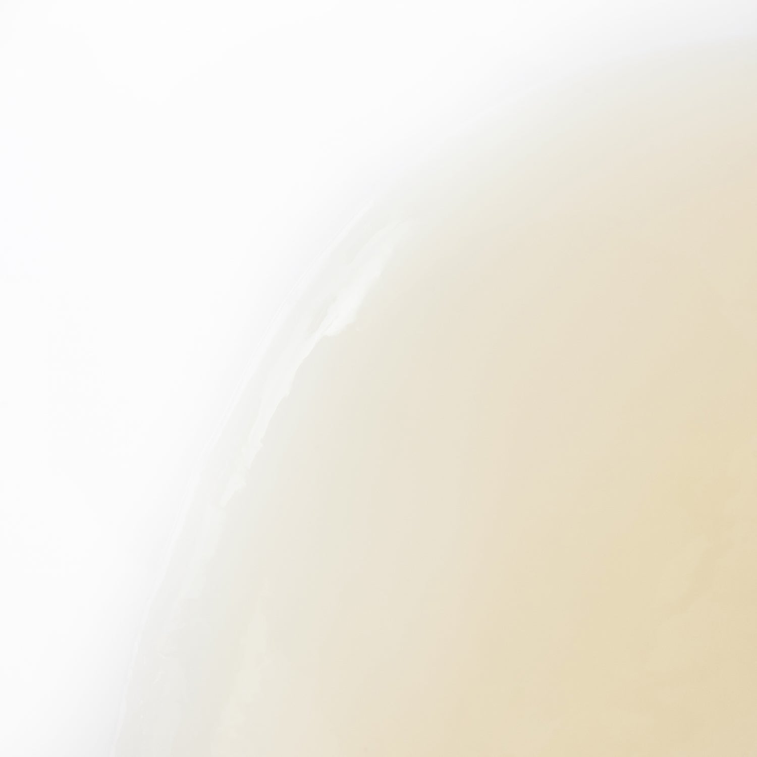 Texturbild Santaverde Pure Refining Serum ohne Duft – leichte Gel-Textur zur porenverfeinernden und talgregulierenden Pflege sensibler Haut