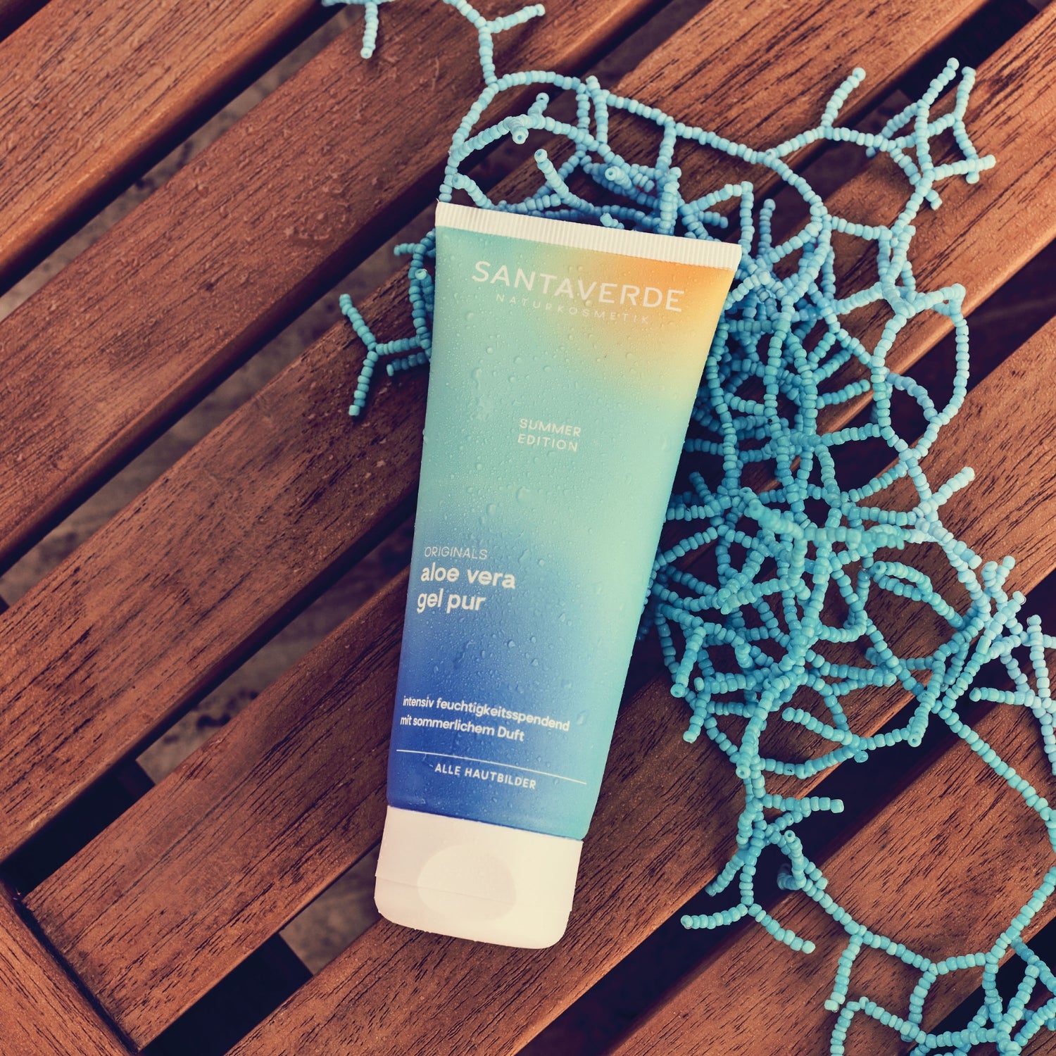 Santaverde Charm Set mit aloe vera gel pur mit Duft und Accessoire sommerlich inszentiert