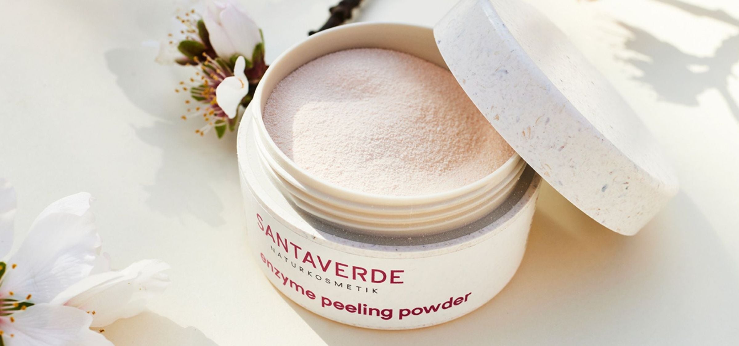 Der sanfteste Weg zu strahlender Haut: Enzym Peeling für natürliche Erneuerung