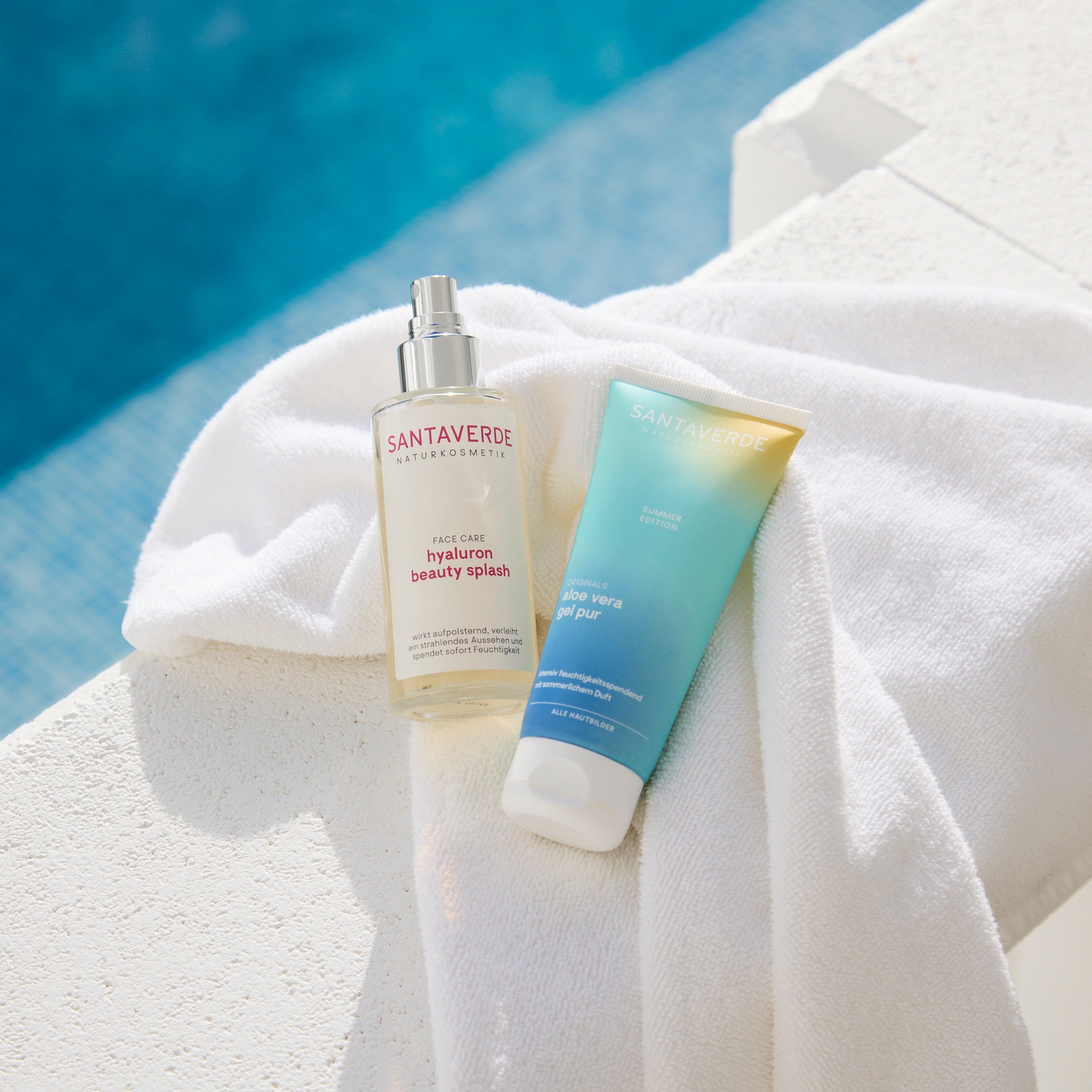 Das Summer Fresh-up Duo kombiniert unser aloe vera gel pur mit Duft mit dem hyaluron beauty splash. Zwei leichte Texturen, die sofort Frische schenken und perfekt in warme Tage passen.
